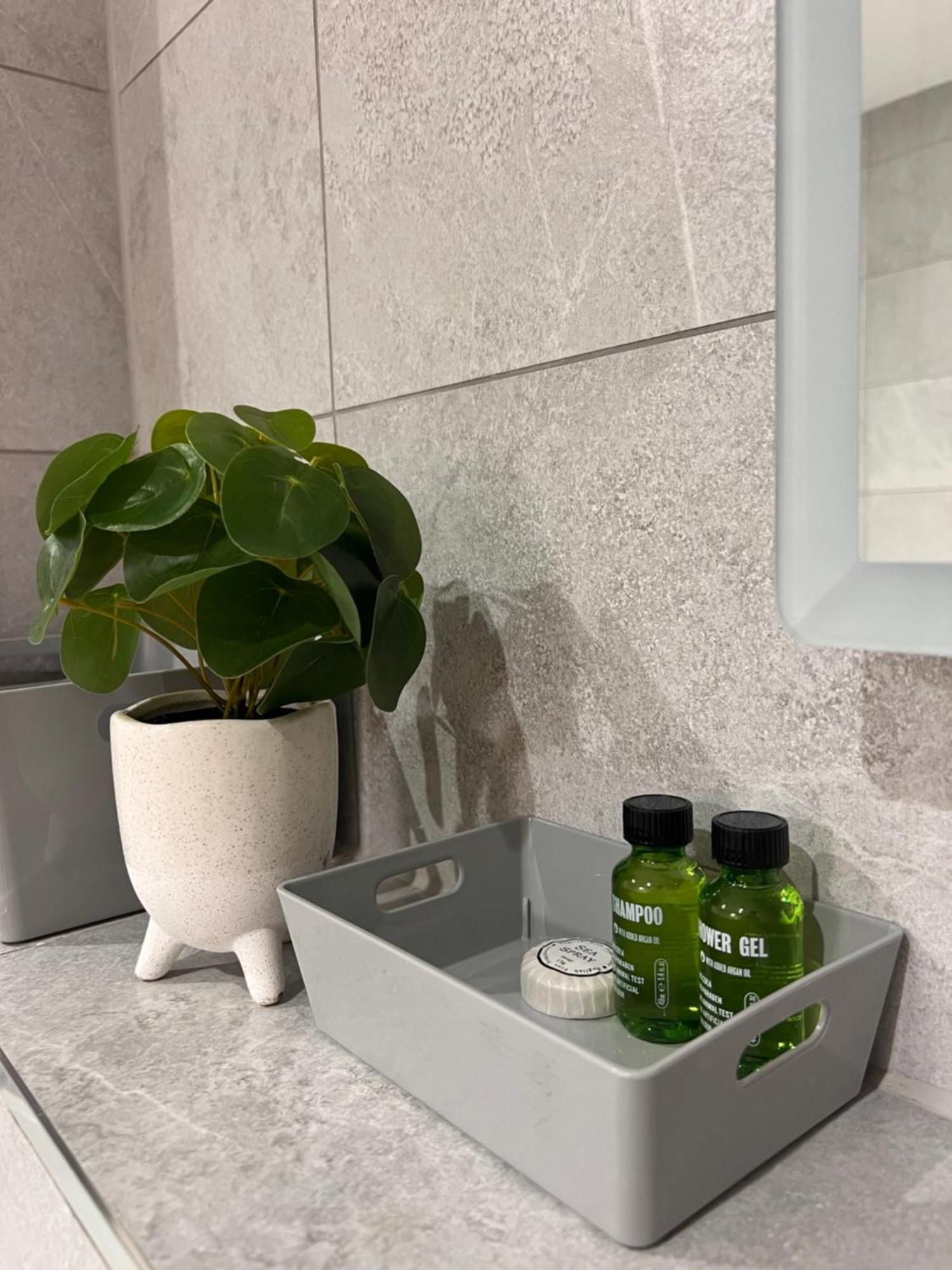 Modern Apartment - Bhx Nec - Free Secure Gated Parking Σόλιχαλ Εξωτερικό φωτογραφία