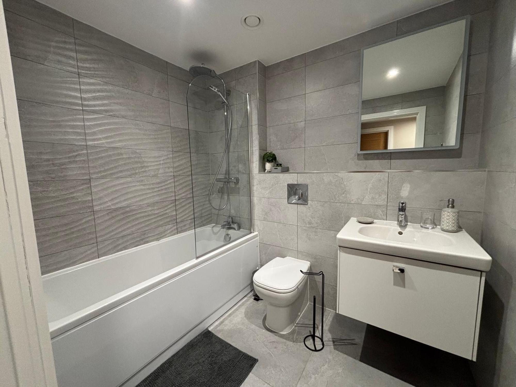 Modern Apartment - Bhx Nec - Free Secure Gated Parking Σόλιχαλ Εξωτερικό φωτογραφία